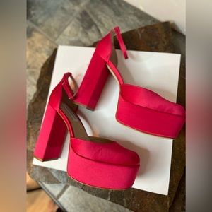 Steve Madden Hot Pink Platform Block Heel Sandals
